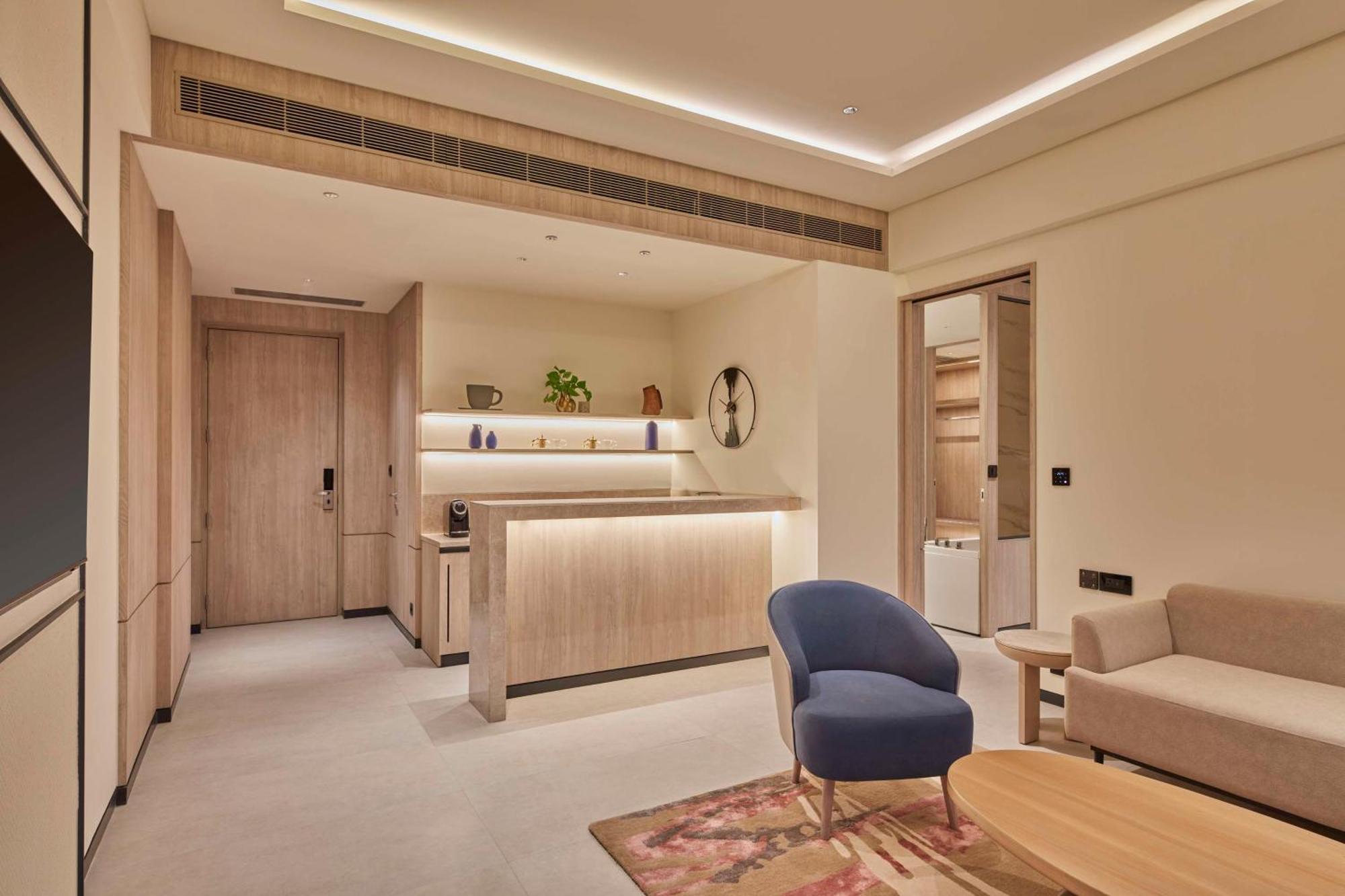 Hilton Gurugram Baani City Centre Gurgaon Ngoại thất bức ảnh