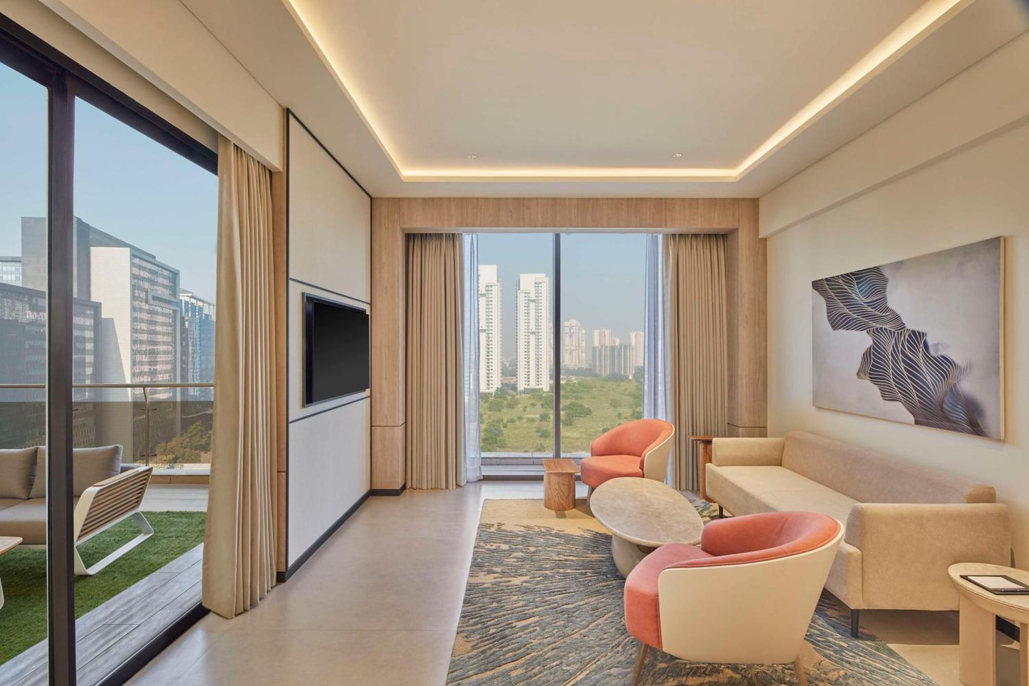 Hilton Gurugram Baani City Centre Gurgaon Ngoại thất bức ảnh