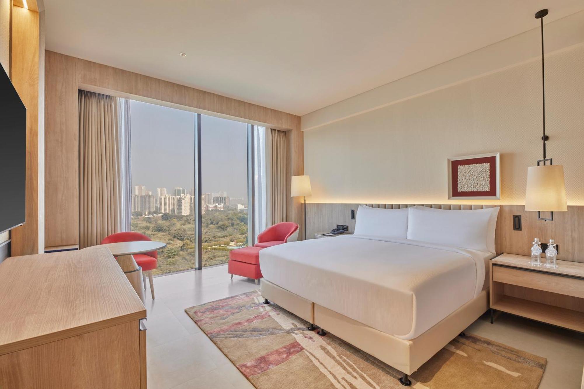 Hilton Gurugram Baani City Centre Gurgaon Ngoại thất bức ảnh