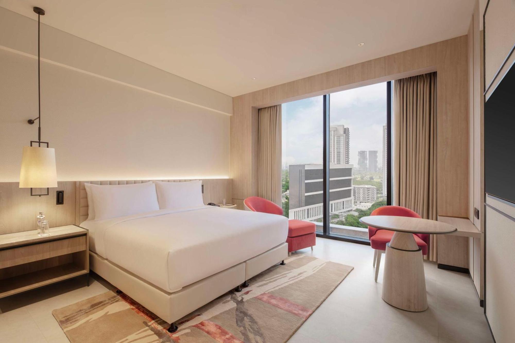 Hilton Gurugram Baani City Centre Gurgaon Ngoại thất bức ảnh