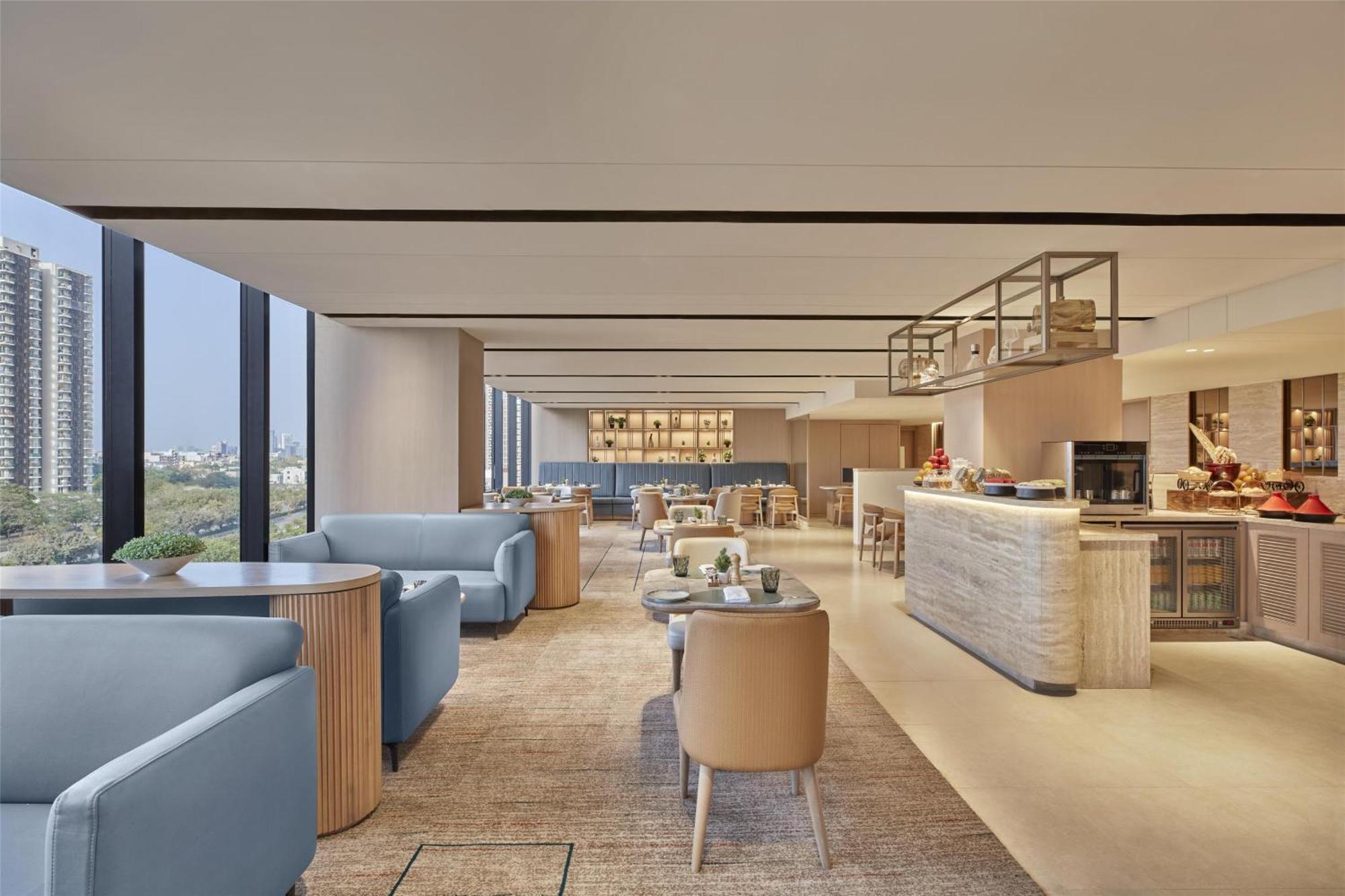 Hilton Gurugram Baani City Centre Gurgaon Ngoại thất bức ảnh